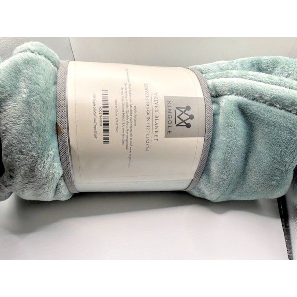 Kingole Velvet Plush Throw Blanket 50x60 Soft Cozy Light Green Travel Size